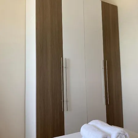 Vollga Apartment-the Best Sea View Of The City Apartment *